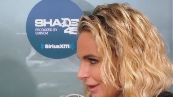 Phoenix Marie talks 3 ways to catch your spouse cheating and Angela White