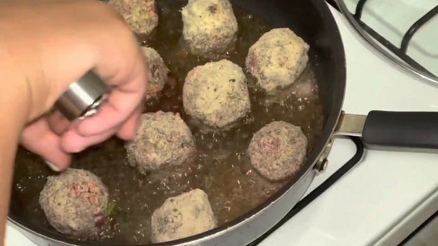 COOKING WITH MARIE| MY MEATBALL CASSEROLE RECIPE | BEGINNER FRIENDLY смотреть онлайн