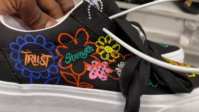Rare Vans collab at Ross dress for less | Ross Finds 2022 смотреть онлайн