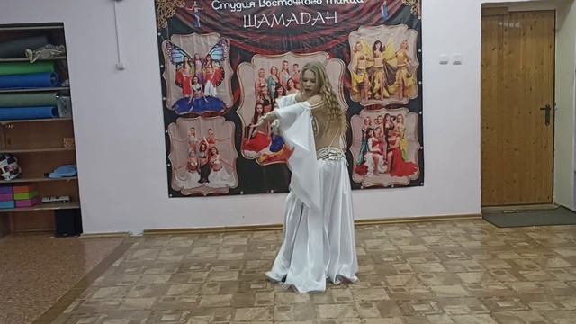 Ксения Лапина Alf LEILA WA leila смотреть онлайн