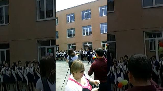 Викуля даёт последний звонок! смотреть онлайн