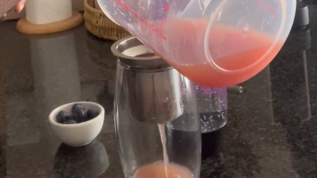 Refreshing Sparkling Grapefruit Juice смотреть онлайн