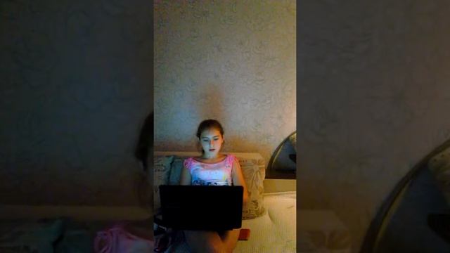 Красивая девушка красиво поёт) смотреть онлайн