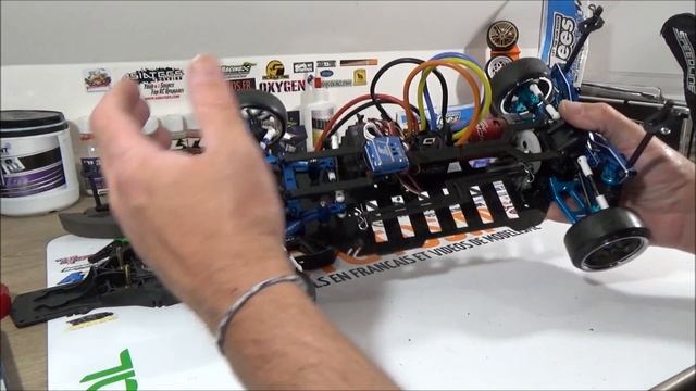 Yokomo MR4 upgrade chassis carbone - RC DRIFT - RCTutos #163 смотреть онлайн