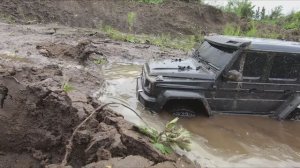 Сравнительный тест внедорожников на бездорожье.