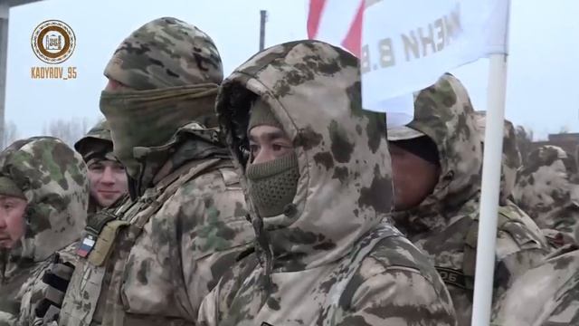 Очередная группа добровольцев спецбортом вылетела накануне из Международного аэропорта Грозный смотреть онлайн