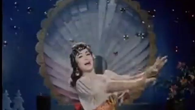 Shammi Kapoor, Helen Saira Banu - Suku Suku - Junglee.flv смотреть онлайн