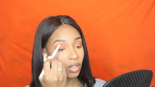 GLOSSY TANGERINE EYE смотреть онлайн