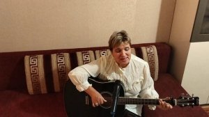 Не ходи,не ходи ты за мною,хороший мой...Очень красивая песня.