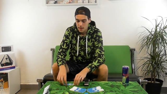 Ochrání vás Red Bull před pozitivním drogovým testem? Red Bull vs DrugWipe смотреть онлайн