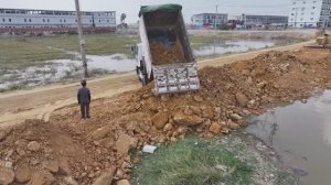 Строительство, дорога засыпка