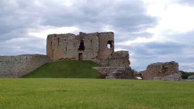 Duffus Castle, Moray Scotland смотреть онлайн