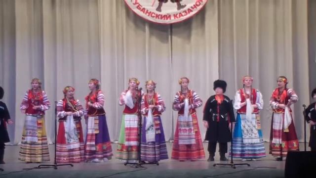 Ансамбль народной песни "КВИТОК" с песней "Дощик накрапае" смотреть онлайн