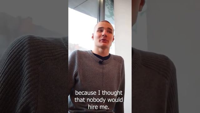 Парикмахер Иван с аутизмом работает в салоне смотреть онлайн