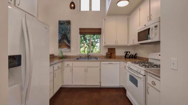 471 Sequoia Lane ~ Sebastopol Townhouse For Sale