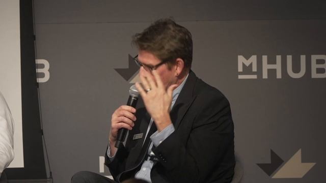 AI+IQ Panel смотреть онлайн