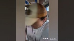 Alex._.lon  «Видео о которых бесит каждых» ВИДЕО ИЗ ТИК ТОКА ☝️люблю каждых своих подпишиков🥰