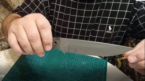 Травление клинка в хлорном железе, матируем металл .Во первых это красиво, потом защита от коррозии