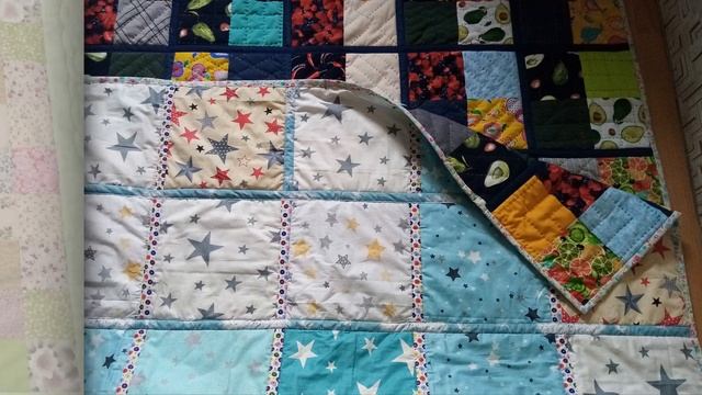 Юлия Морозова создаёт очаровательные лоскутные одеяла, которые дарят радость смотреть онлайн