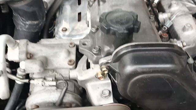 verificando a compressão do motor 1kzt e 1kzte pelo suspiro do motor смотреть онлайн