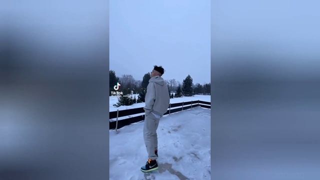 Даня Милохин в Тик Токе • 2 часть смотреть онлайн