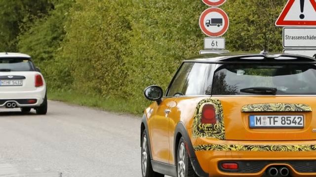 Spy shots show Mini Cooper facelift смотреть онлайн