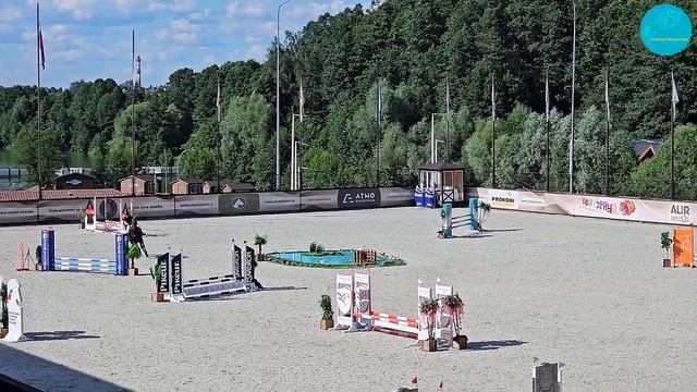 Пак Кира и Dzhefuptrisia. дебют. 60-70см. Конкурный Бум КСК "Виват, Россия". 05-07.07.24. Москва смотреть онлайн