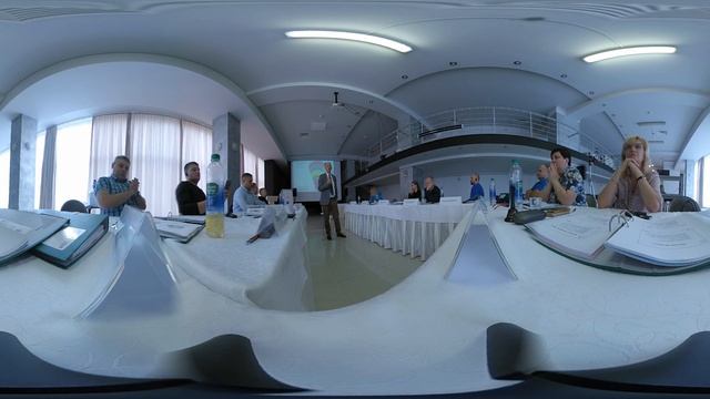 360 видео c обучения Exucitive MBA смотреть онлайн