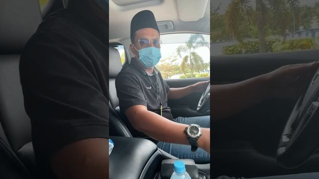 NOAH TRY HARD TO SPEAK MALAY смотреть онлайн