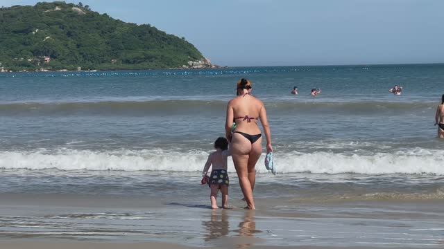 Пляжи Бразилии: в поисках идеального отдыха смотреть онлайн