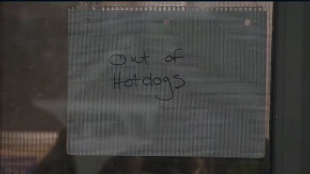 MARTINSVILLE IS OUT OF HOT DOGS - 2022 BLUE EMU 400 NASCAR CUP SERIES AT MARTINSVILLE смотреть онлайн