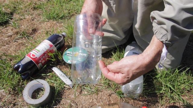 Beekeeping Basics - How to make a Wasp Trap - The Norfolk Honey Co. смотреть онлайн