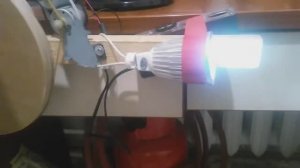 Ручной генератор фонарик . 12.вольт 15.ватт