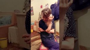 Мама ругает