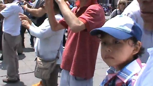 XVIII Paseo de Autos Antiguos en Lima PERU 08-12-2013 смотреть онлайн