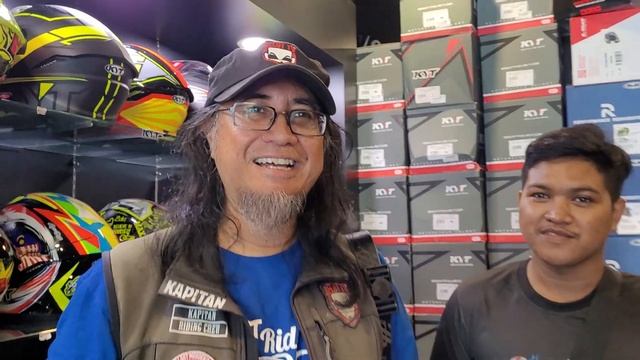 Qobea gigil sebelah Kapitan BELUT TV | kedai helmet murah, rare, trending | Bikerz Garaj | смотреть онлайн