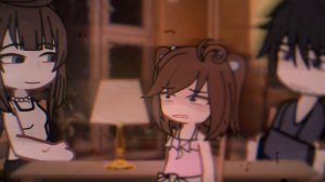 гача Лайф. 
Лампа начинает странно выглядеть.