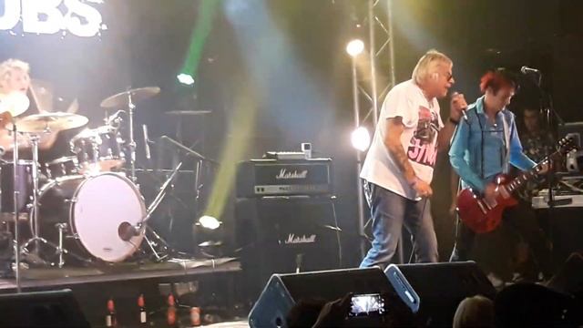 UK Subs (Salamandra - Barcelona 20.09.2019) смотреть онлайн