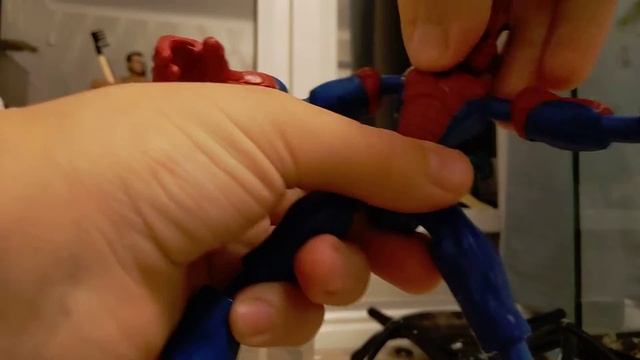 Фигурка Человека паука от кампании Hasbro смотреть онлайн