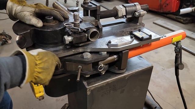 This is my JD2 tube bender смотреть онлайн