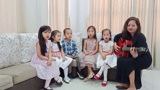 Ethan & his sisters with miss Rita смотреть онлайн