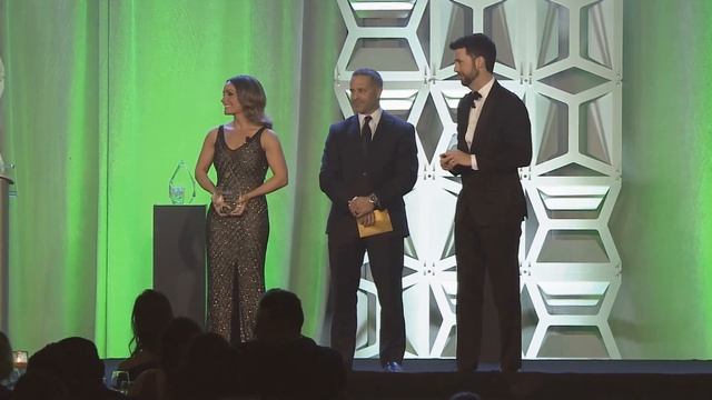Mayor Fadness Accepts Rising Tech City Award (Mira Awards) смотреть онлайн