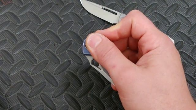 WE KNIVES VS REATE KNIVES COMPARISON смотреть онлайн