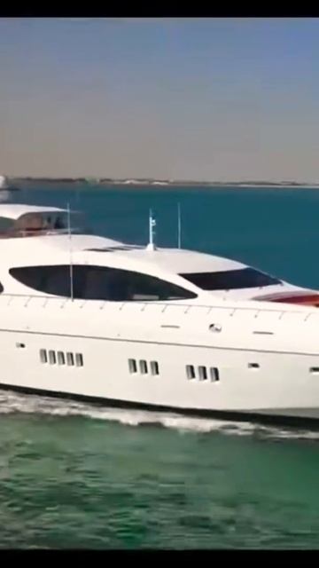 The Mangusta 165 🤑🤑🤑 #yacht #superyacht смотреть онлайн