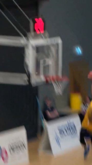 Maceo Jack with the POSTER! #shorts смотреть онлайн