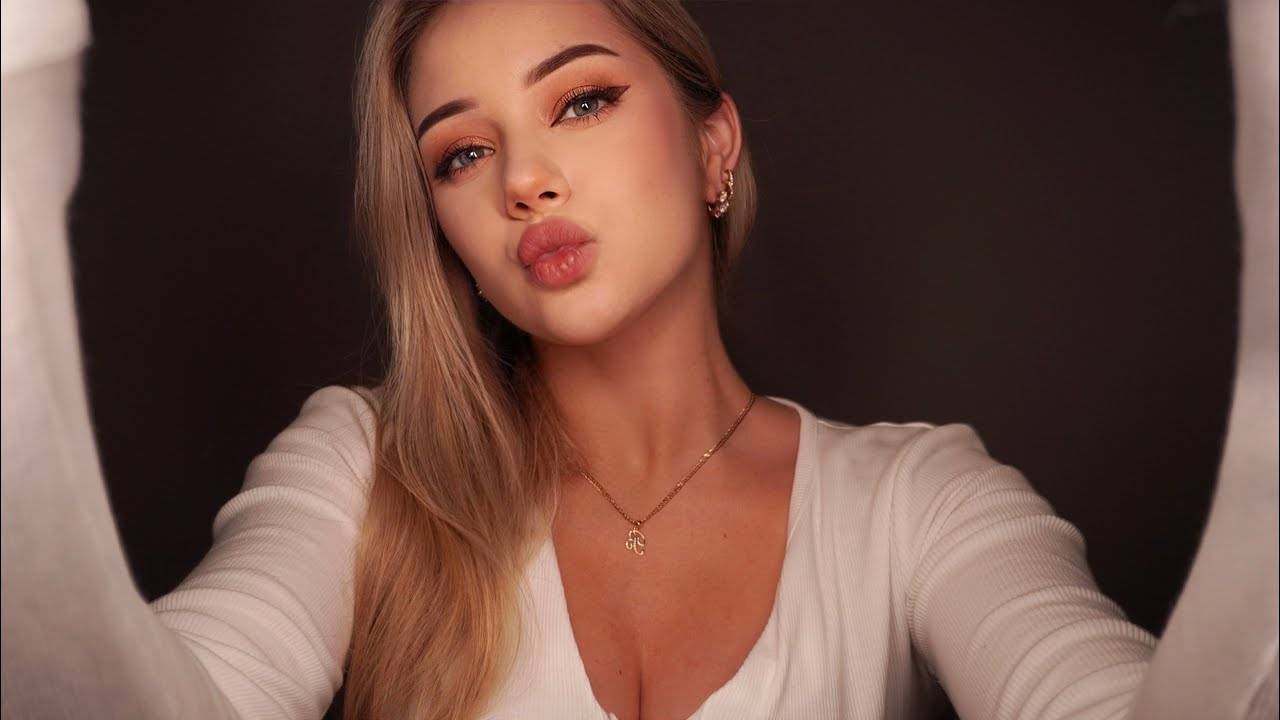 YOUR GIRLFRIEND RELAXES YOU AFTER A HARD DAY AT WORK 💆🏼♂️❤️ asmr, role play, personal attention смотреть онлайн