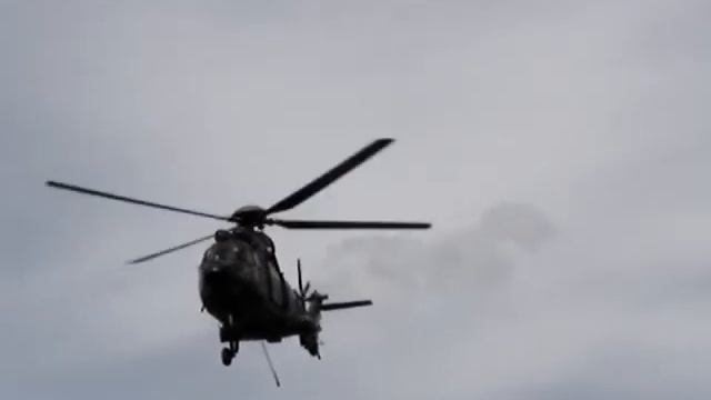 Grappe du 13ème RDP depuis un cougar ! смотреть онлайн