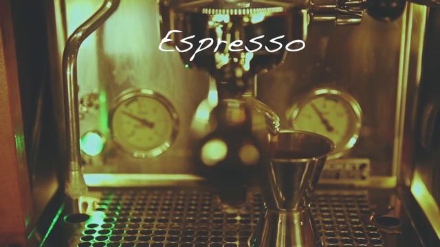 Espresso Martini / Clockers Bar / Paul-Roosen-Strasse 27 смотреть онлайн