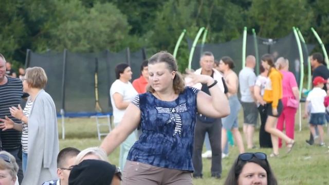 "КУПАЛЛЕ" В БЕЛОРУССИИ.. Хиты 70-х,80-х и 90-х..Поет Леонид Бысик .06 июля 2024 г. смотреть онлайн
