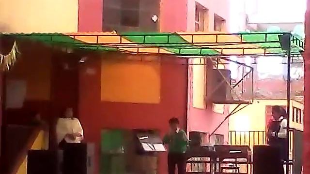 Gyanhamir de 7 años colegio Nestor смотреть онлайн